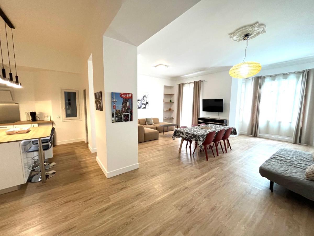Large Haussmanian Appartment In The Heart Of Nice Exteriör bild